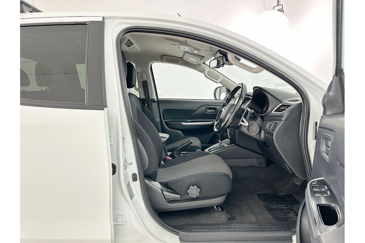 2022 Mitsubishi Triton GLS MR 4X4