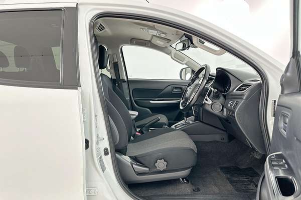 2022 Mitsubishi Triton GLS MR 4X4