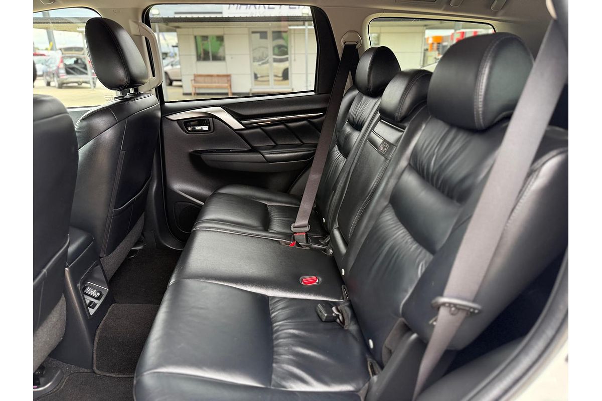 2019 Mitsubishi Pajero Sport Black Edition QE