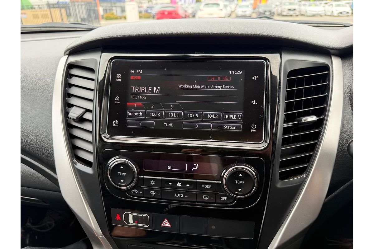 2019 Mitsubishi Pajero Sport Black Edition QE