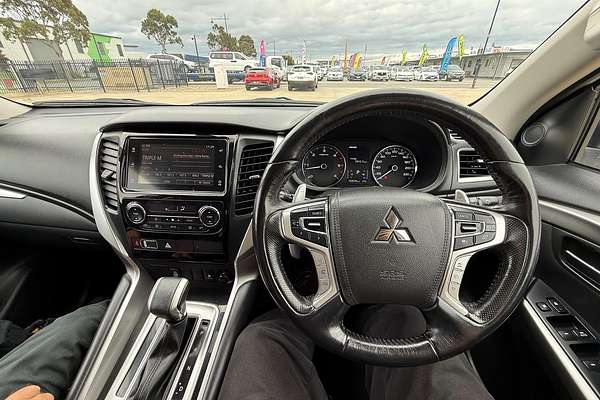 2019 Mitsubishi Pajero Sport Black Edition QE