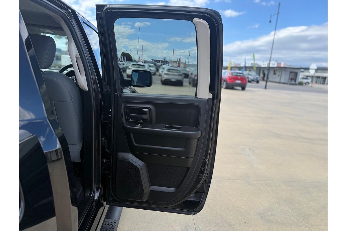 2019 RAM 1500 Express RamBox DS 4X4 SWB