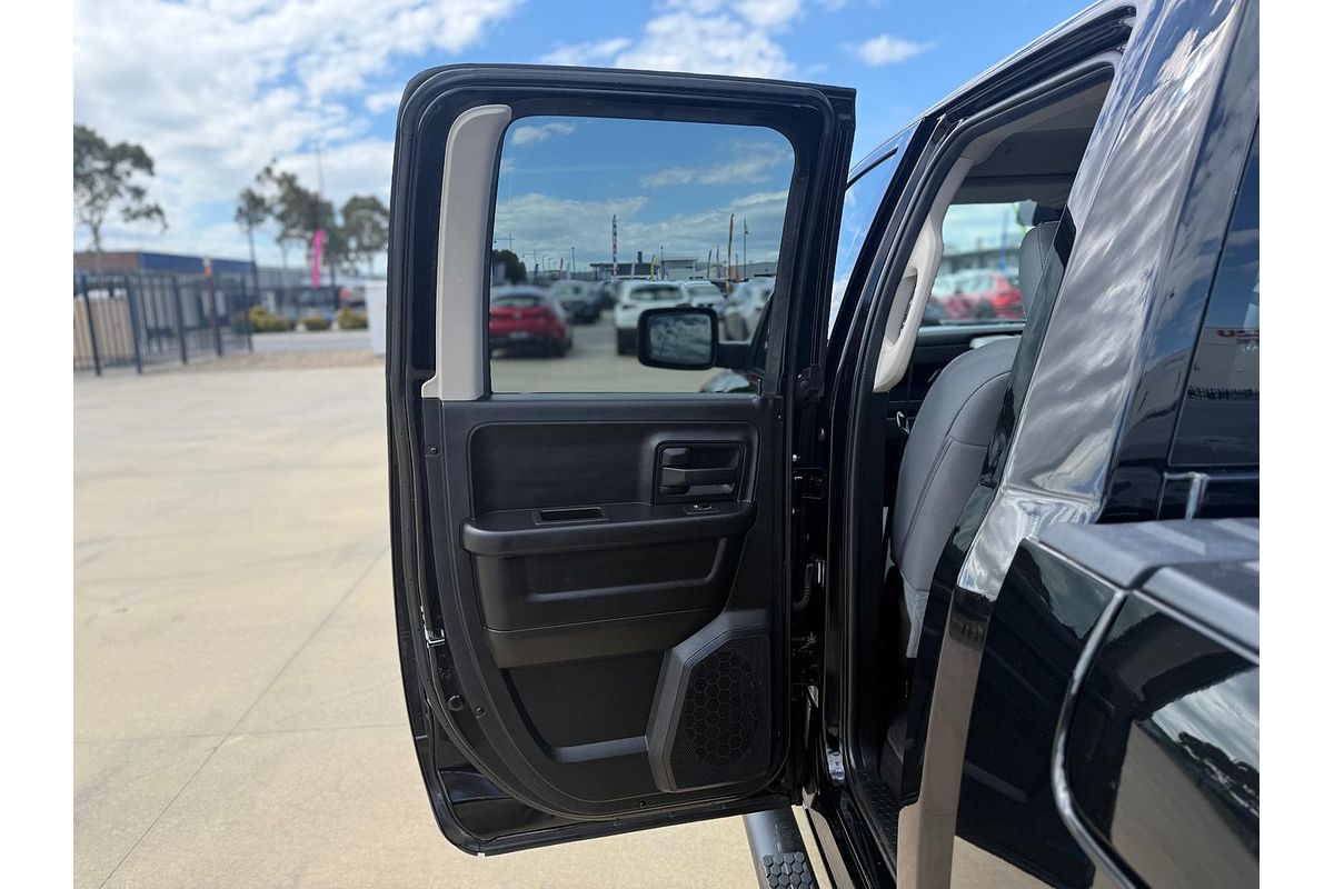 2019 RAM 1500 Express RamBox DS 4X4 SWB