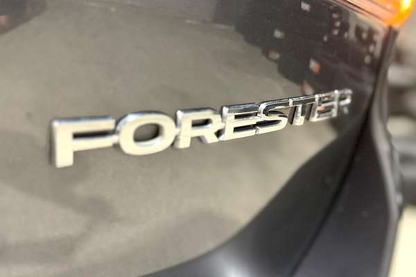 2023 Subaru Forester 2.5i S5