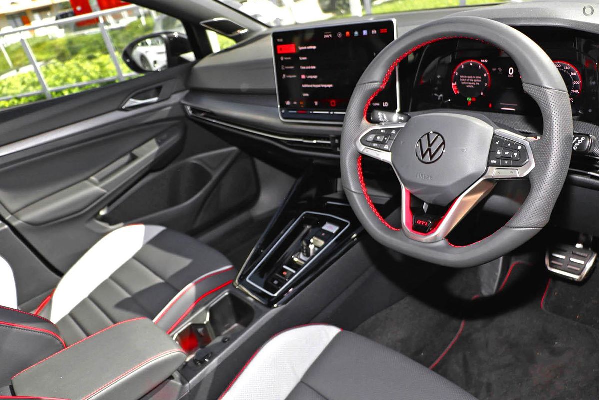 2025 Volkswagen Golf GTI 8.5