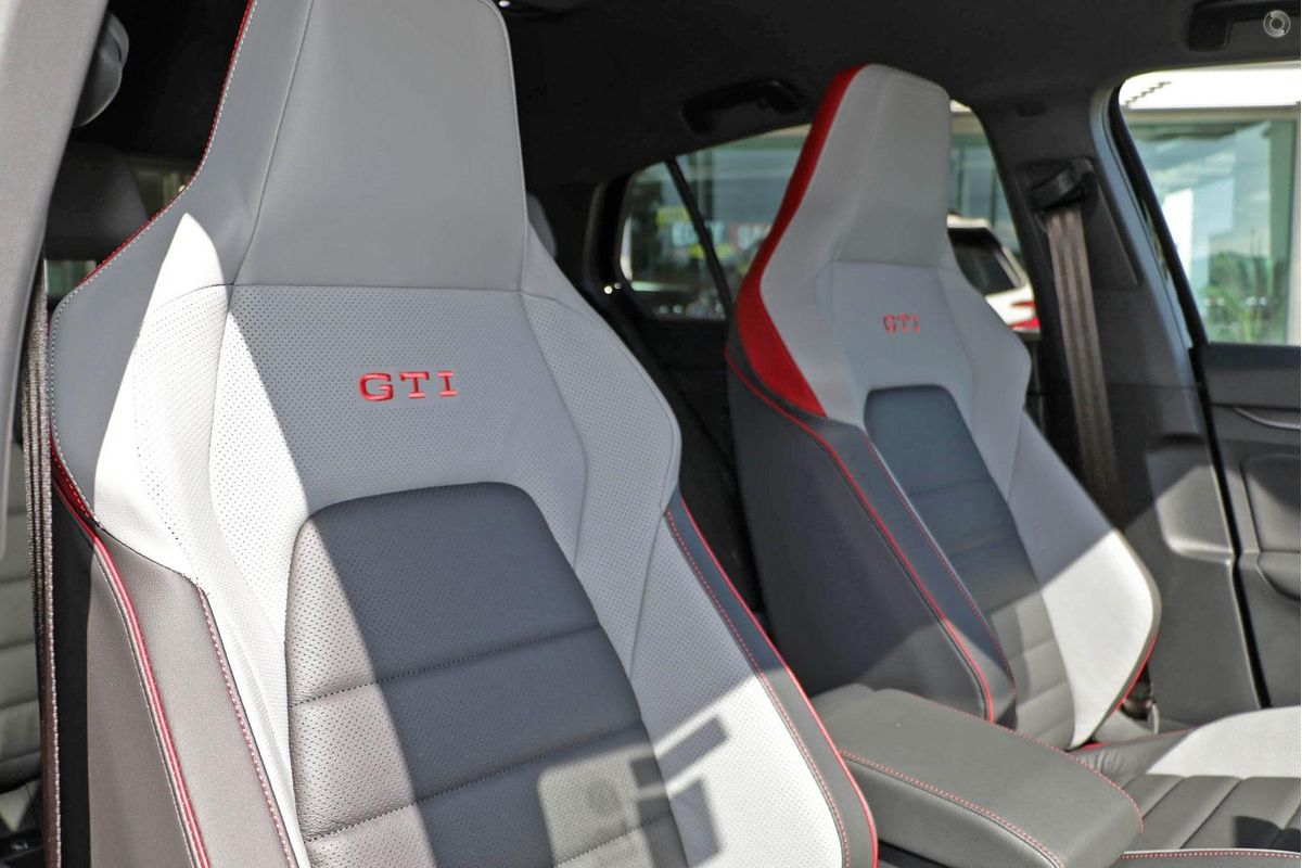 2025 Volkswagen Golf GTI 8.5