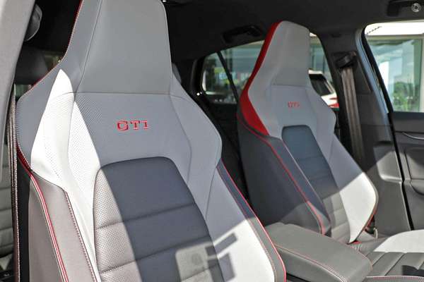 2025 Volkswagen Golf GTI 8.5