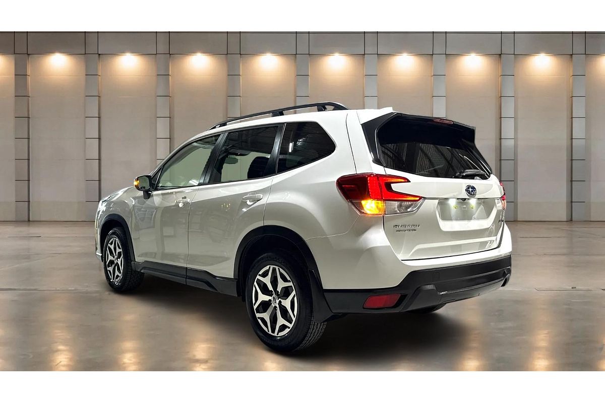 2023 Subaru Forester 2.5i S5