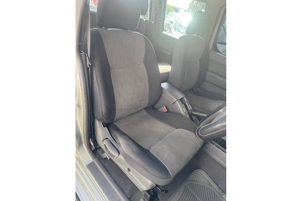 2004 Nissan Navara ST-R D22 S2 4X4