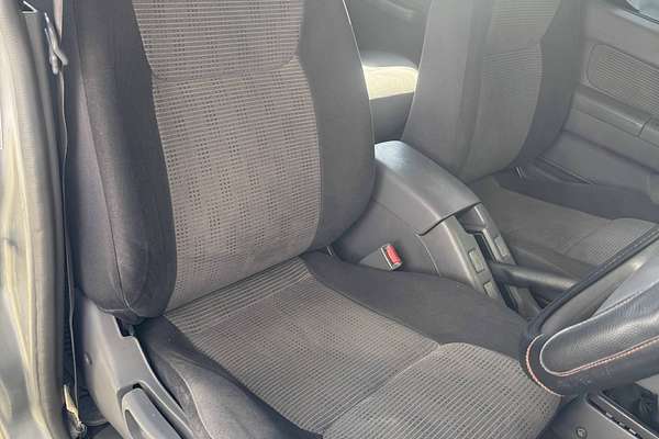 2004 Nissan Navara ST-R D22 S2 4X4