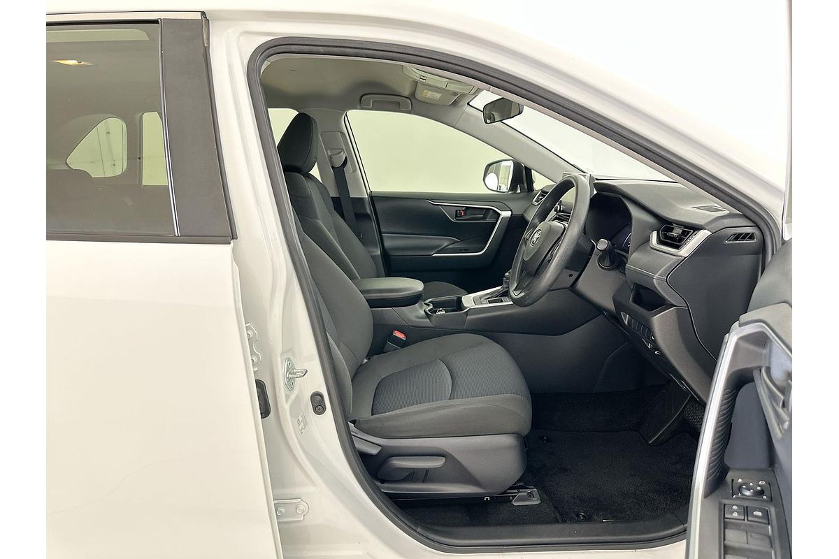 2019 Toyota RAV4 GX AXAH52R