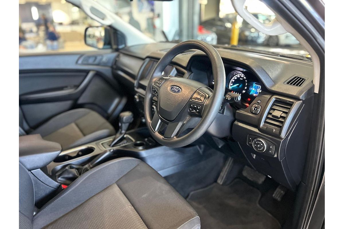 2022 Ford Everest Ambiente UA II 3.2L