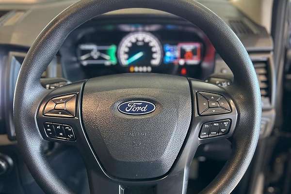 2022 Ford Everest Ambiente UA II 3.2L