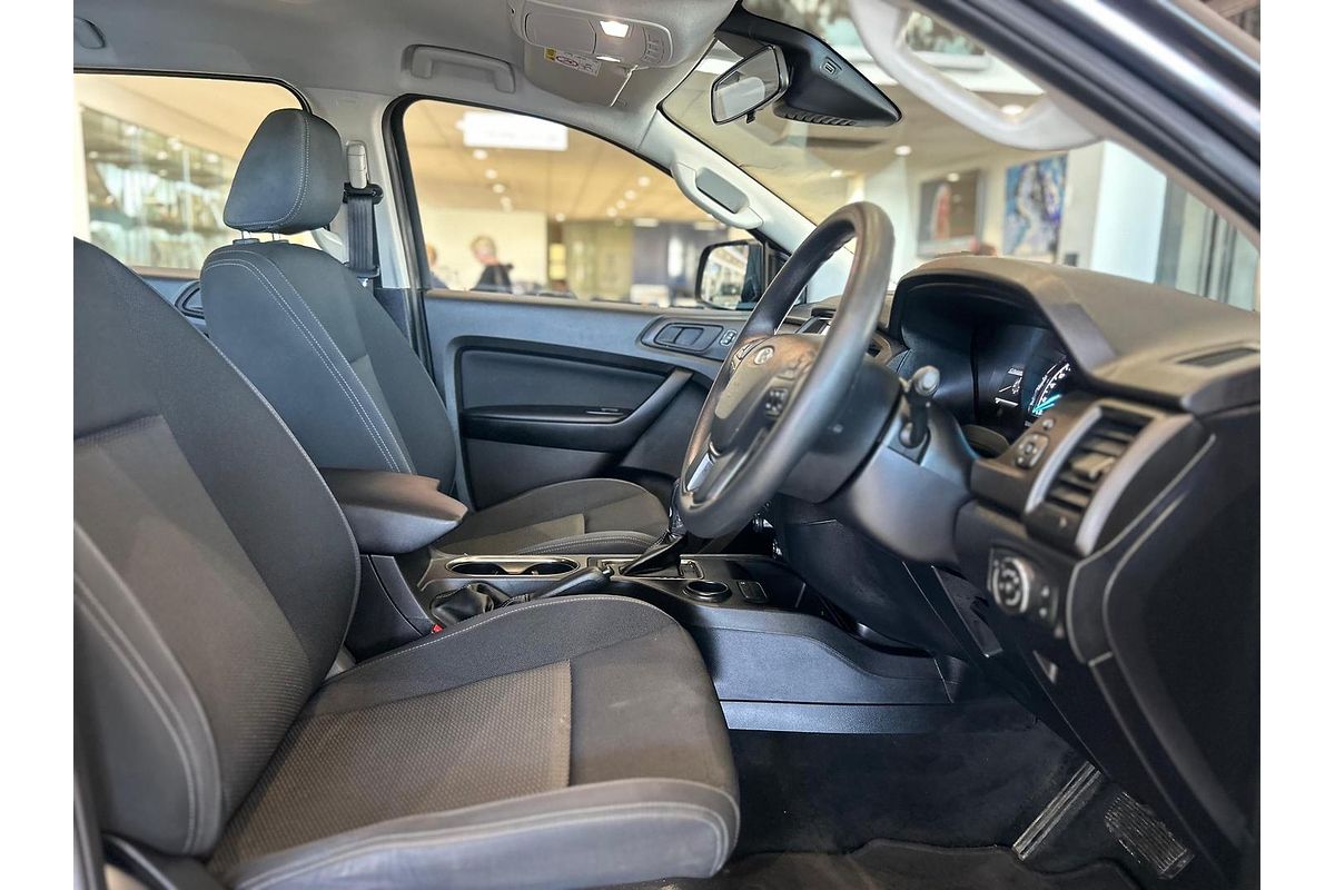 2022 Ford Everest Ambiente UA II 3.2L