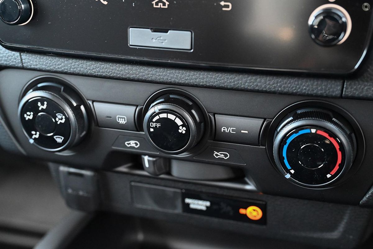 2025 Mazda BT-50 XT TF 4X4