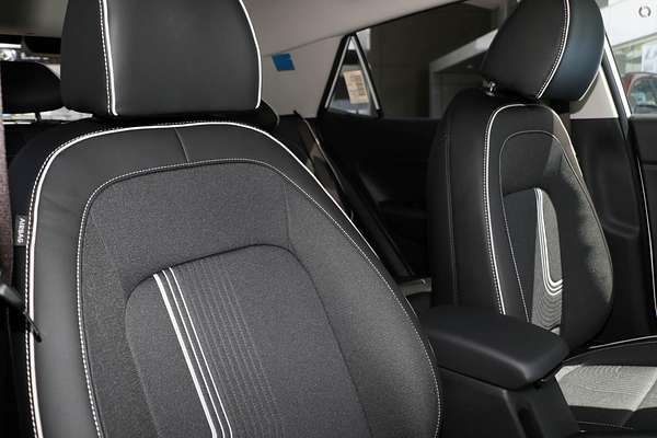 2025 Hyundai Venue Elite QX.V5