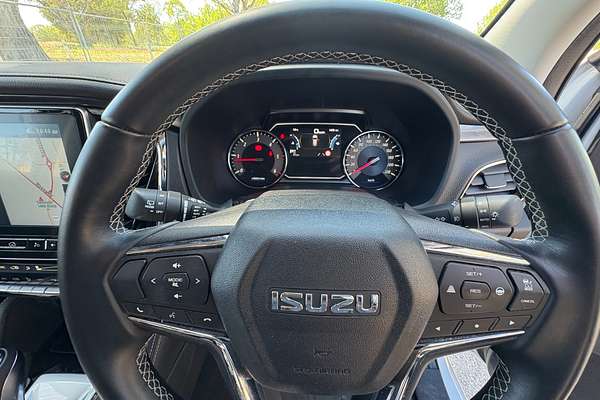 2024 Isuzu MU-X LS-T