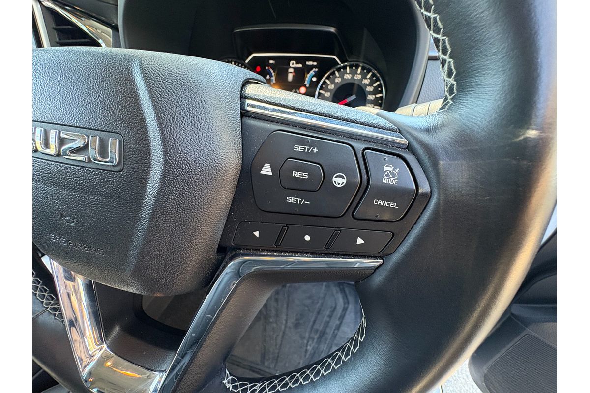 2024 Isuzu MU-X LS-T