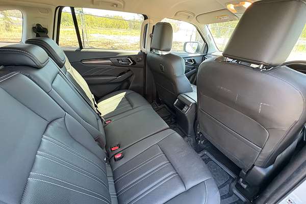 2024 Isuzu MU-X LS-T