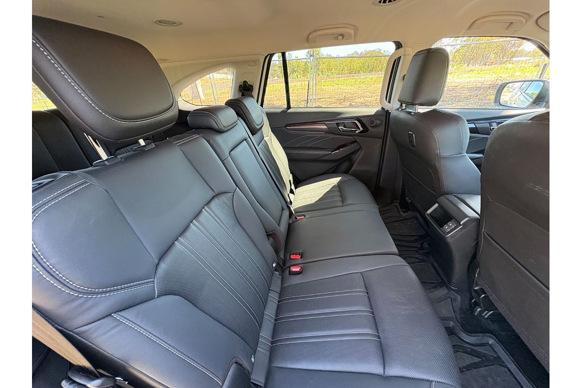 2024 Isuzu MU-X LS-T