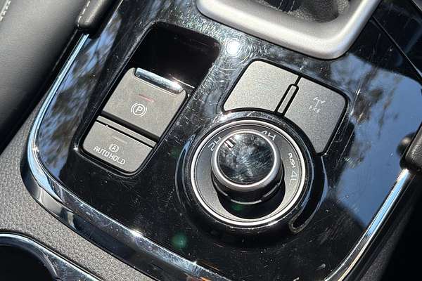 2024 Isuzu MU-X LS-T