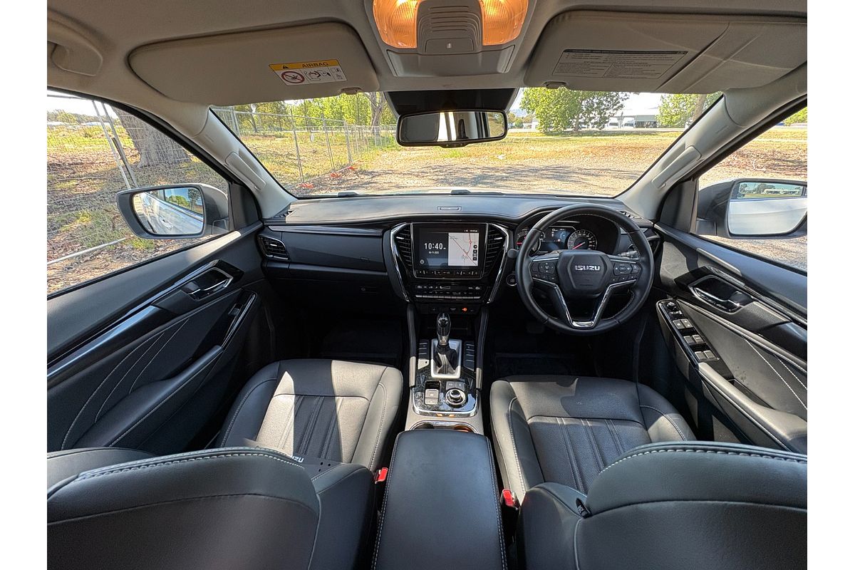 2023 Isuzu MU-X LS-T