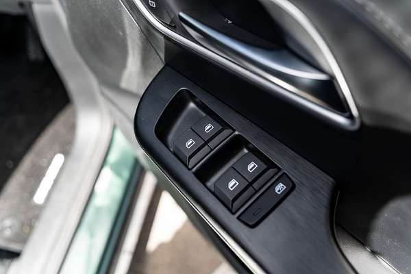 2025 MG ZS Essence ZS32