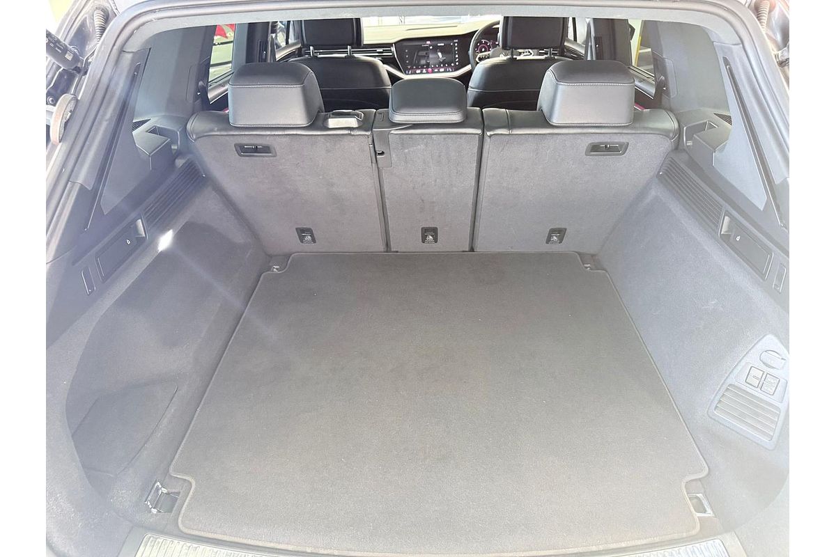 2021 Volkswagen Touareg 210TDI R-Line CR