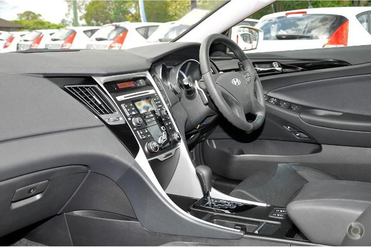 2011 Hyundai i45 Premium YF