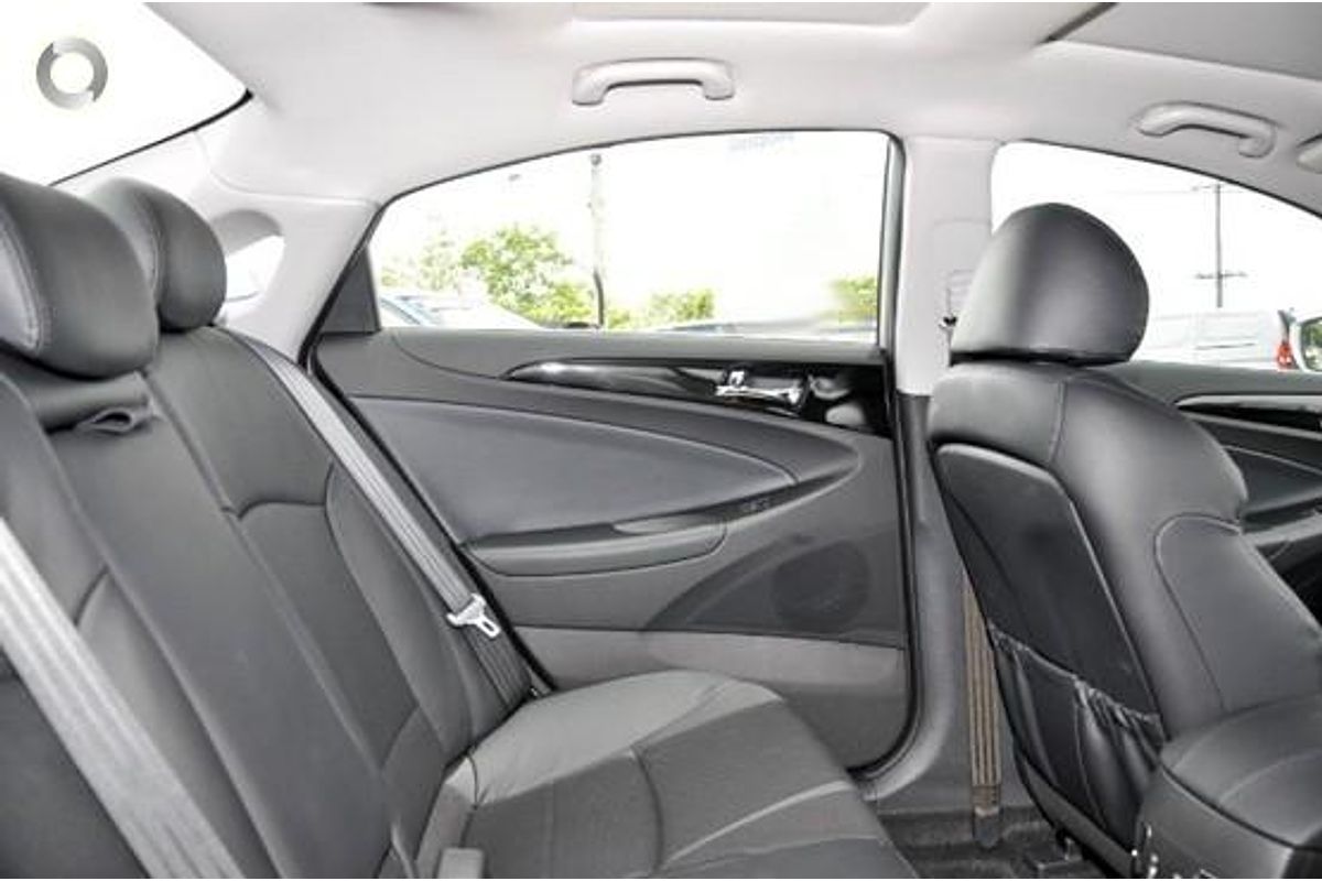 2011 Hyundai i45 Premium YF