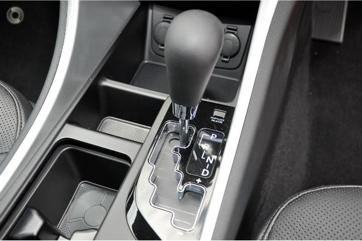 2011 Hyundai i45 Premium YF