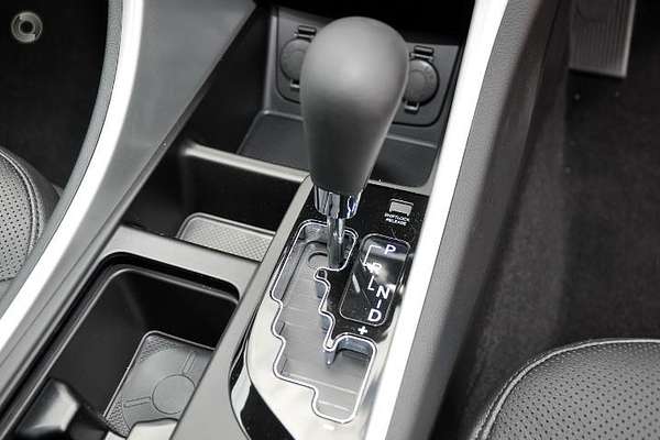 2011 Hyundai i45 Premium YF