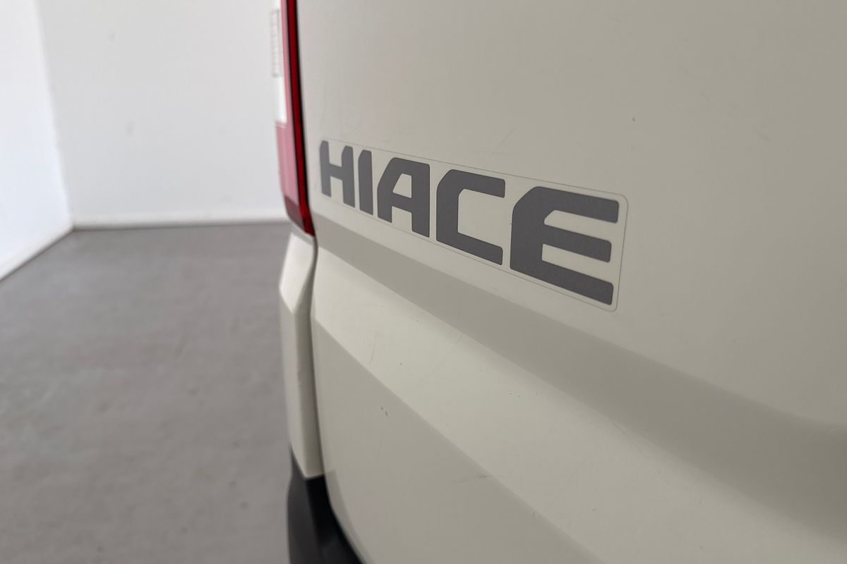 2022 Toyota Hiace GDH300R LWB