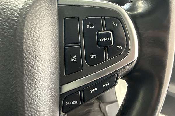 2022 Toyota Hiace GDH300R LWB