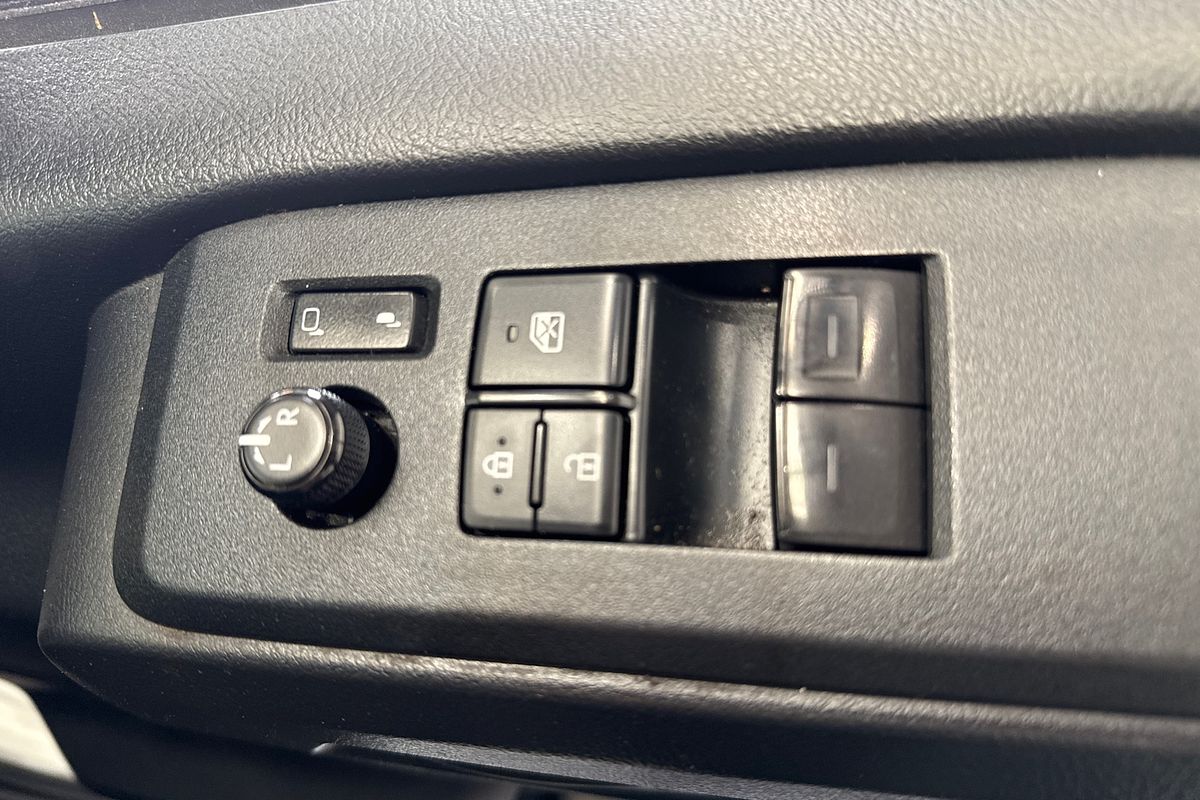 2022 Toyota Hiace GDH300R LWB