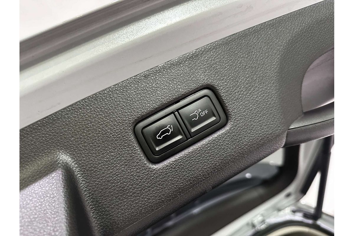 2023 Kia Carnival SLi KA4