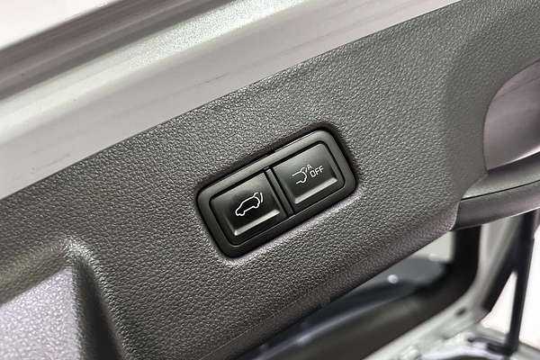 2023 Kia Carnival SLi KA4