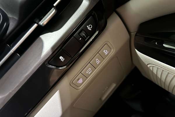 2023 Kia Carnival SLi KA4