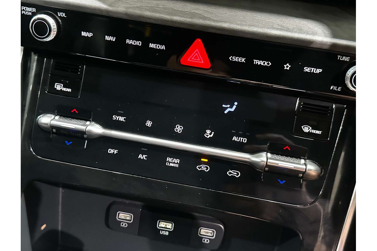 2023 Kia Carnival SLi KA4