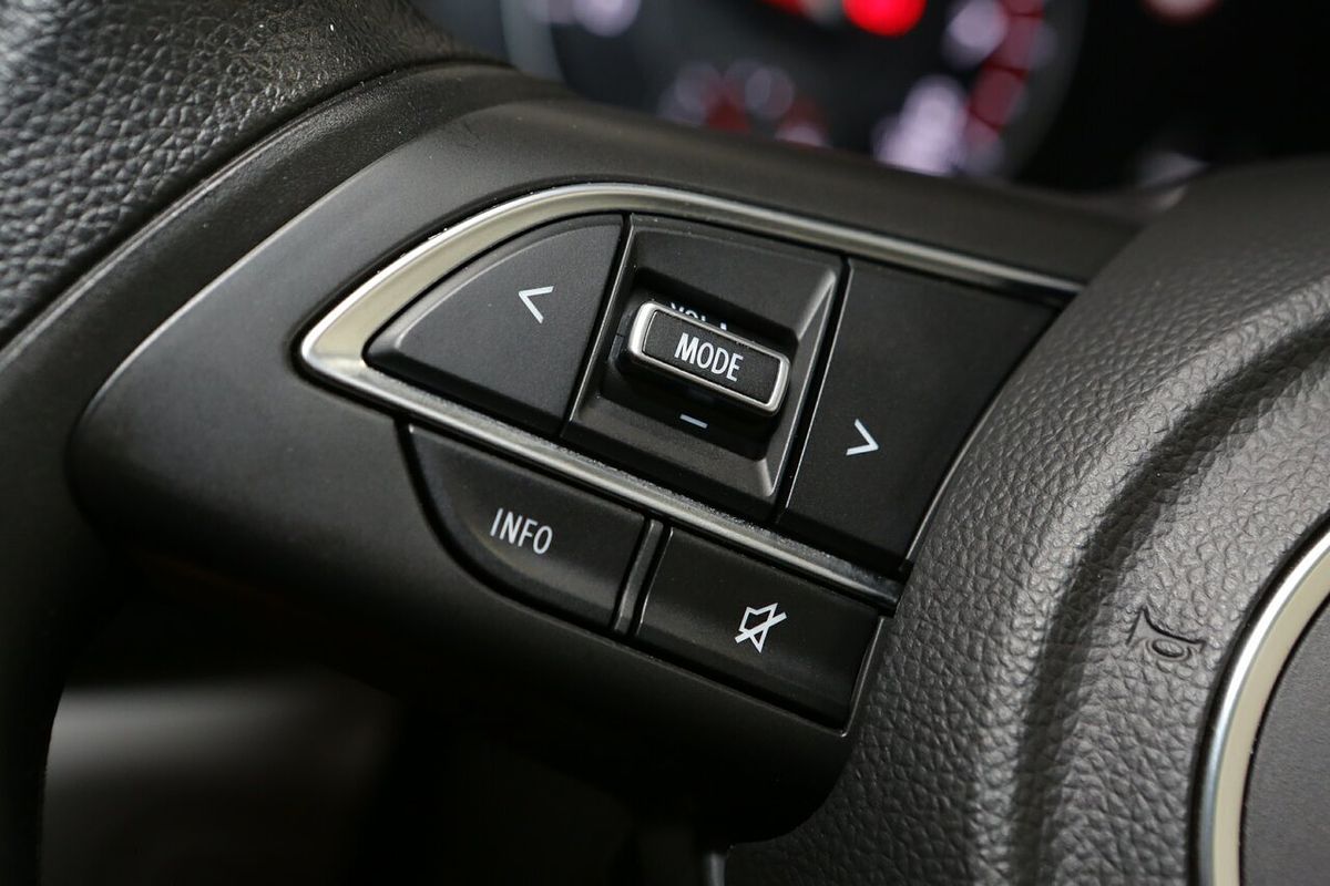 2024 Suzuki Swift Hybrid UZ