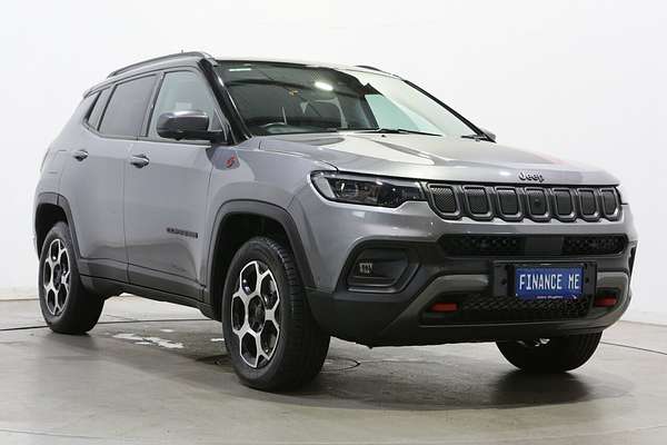 2022 Jeep Compass Trailhawk M6