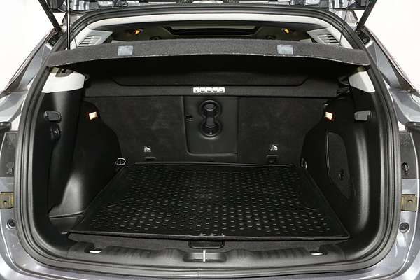 2022 Jeep Compass Trailhawk M6