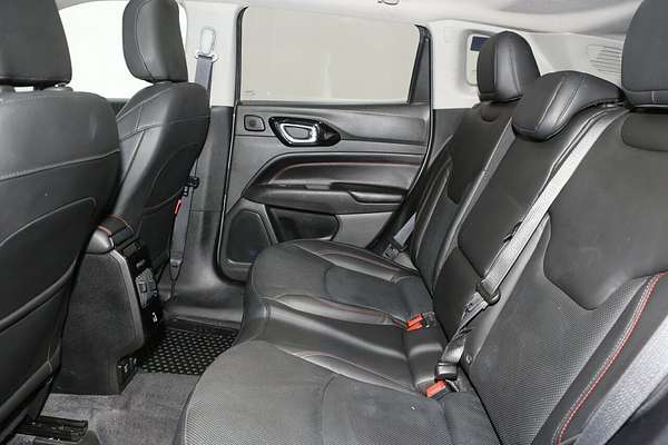 2022 Jeep Compass Trailhawk M6