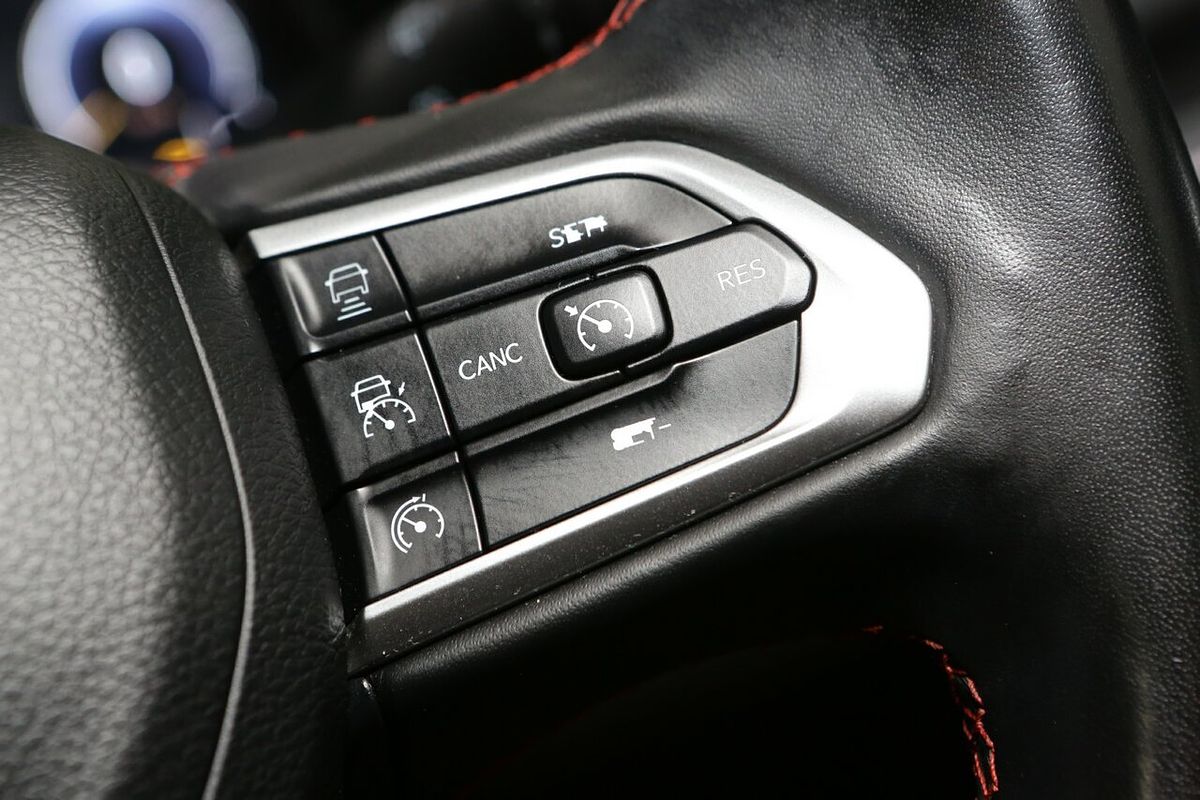 2022 Jeep Compass Trailhawk M6