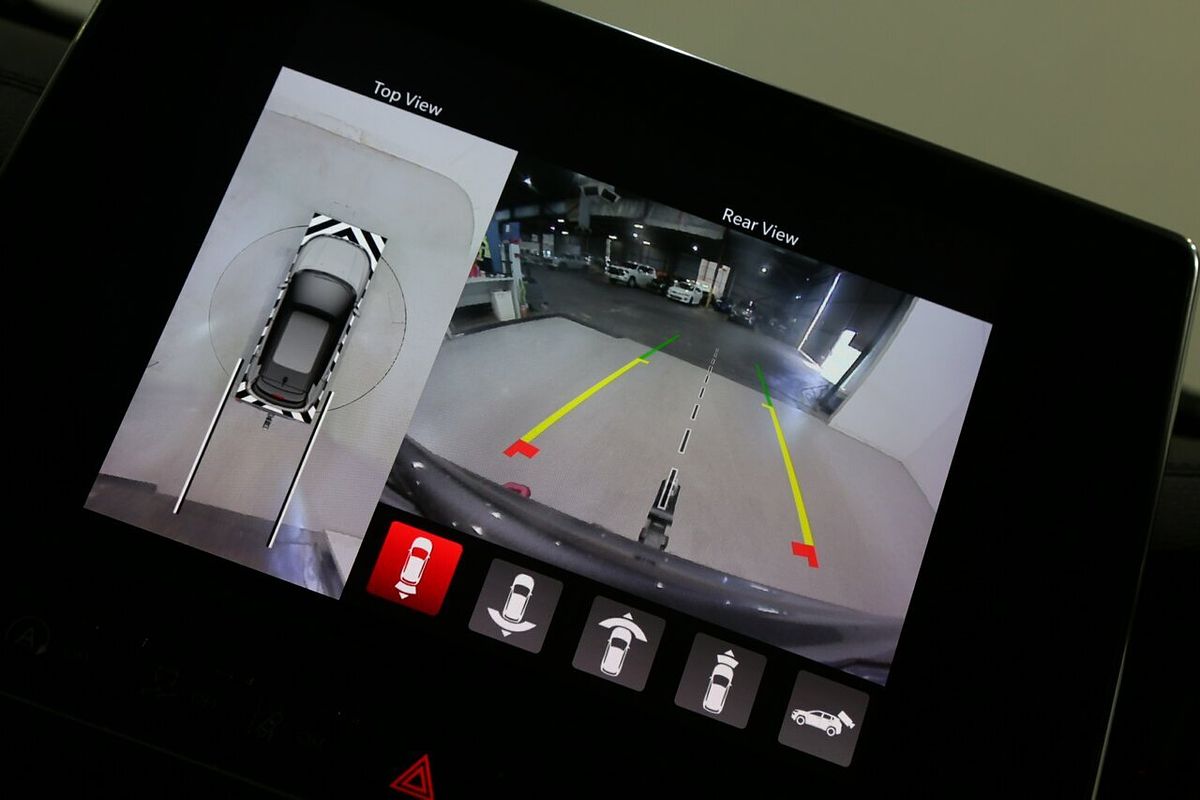 2022 Jeep Compass Trailhawk M6