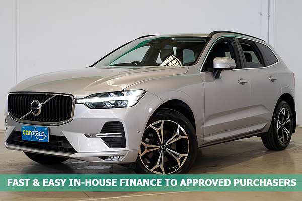 2022 Volvo XC60 B5 Momentum