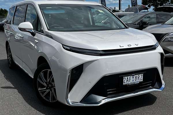 2023 LDV MIFA 9 Executive