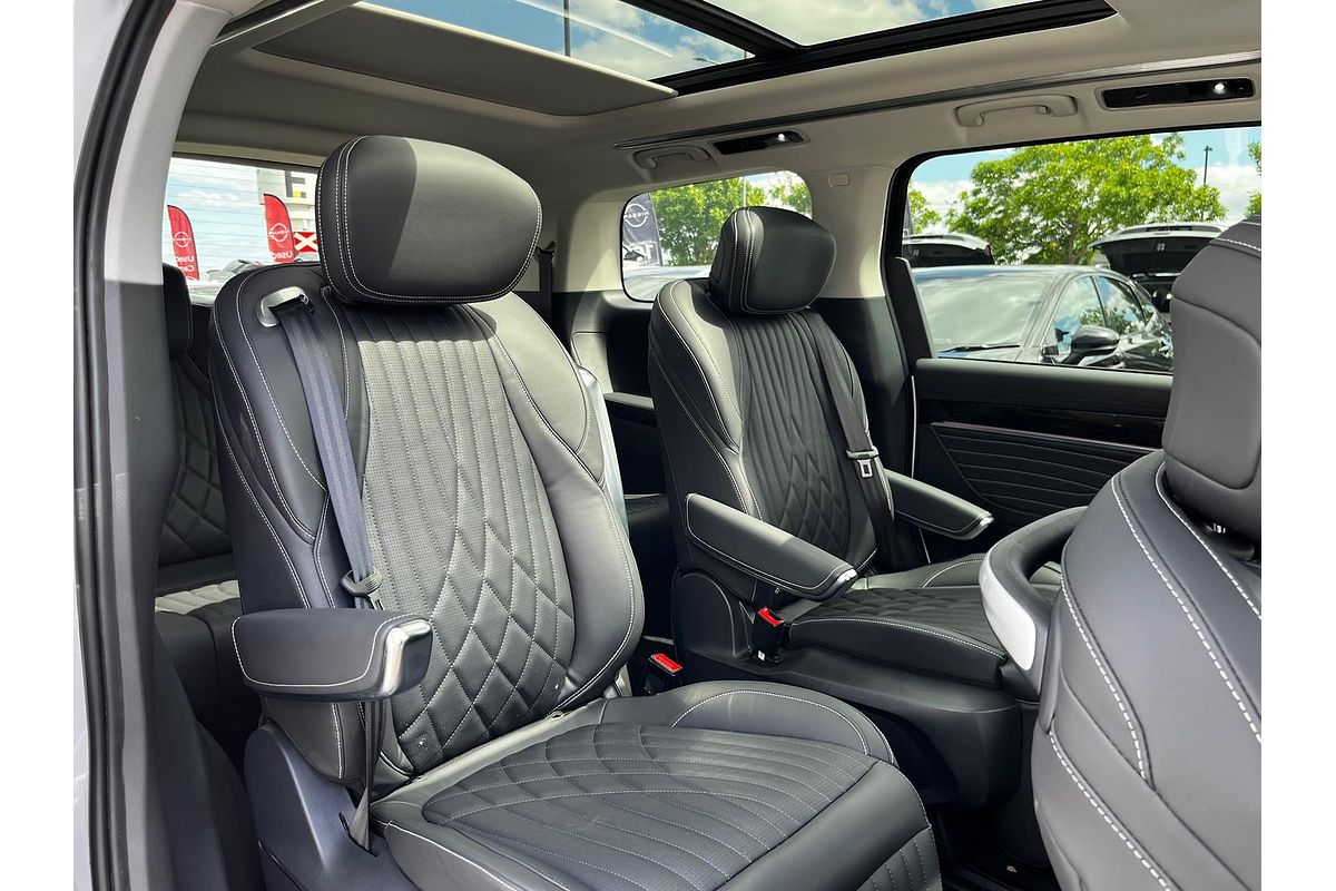 2023 LDV MIFA 9 Executive