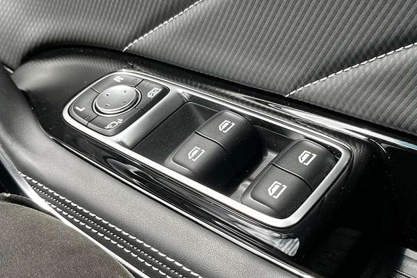 2023 LDV MIFA 9 Executive