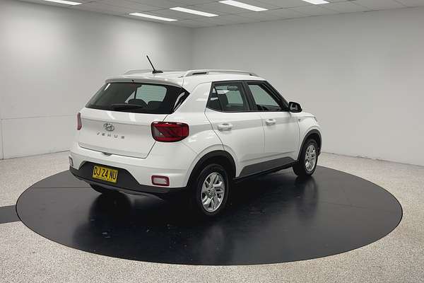 2023 Hyundai Venue Active QX.V5